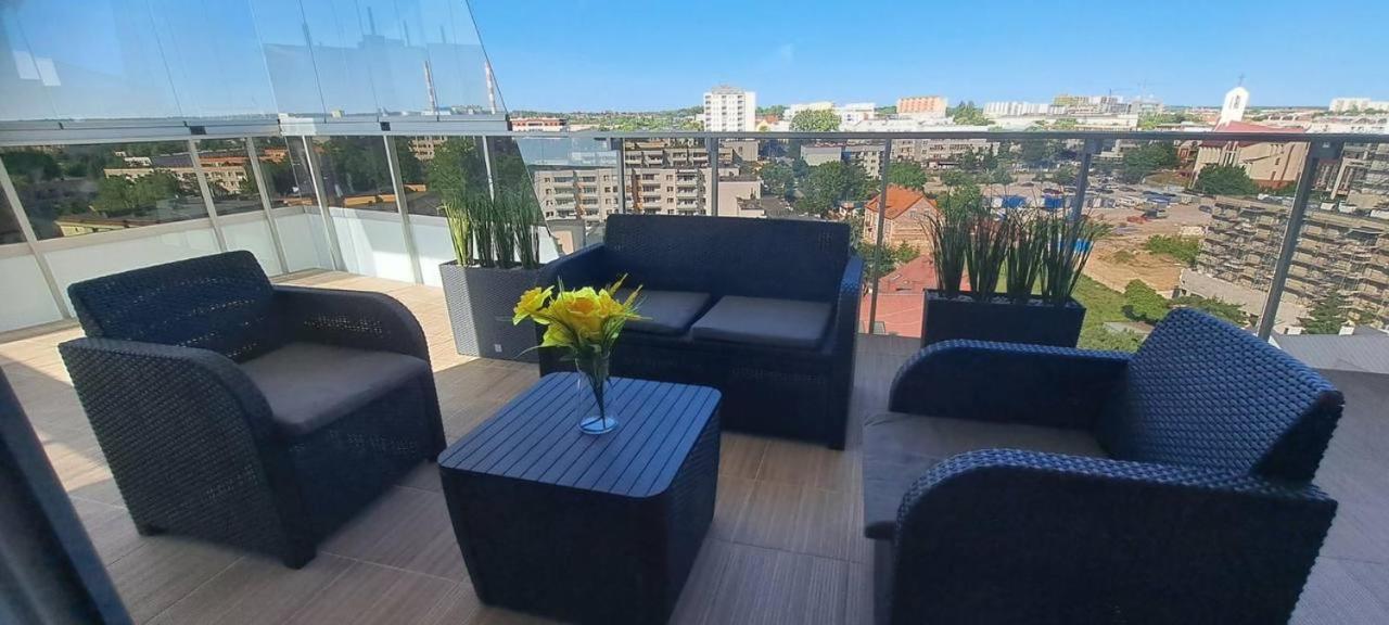 Resinest Apartamenty Jurowiecka J15 Białystok Kültér fotó